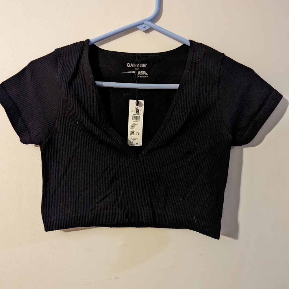 Short sleeve crop top
